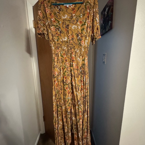 Baltic Born Floral Short-Sleeve Maxi Dress size medium - Picture 4 of 4